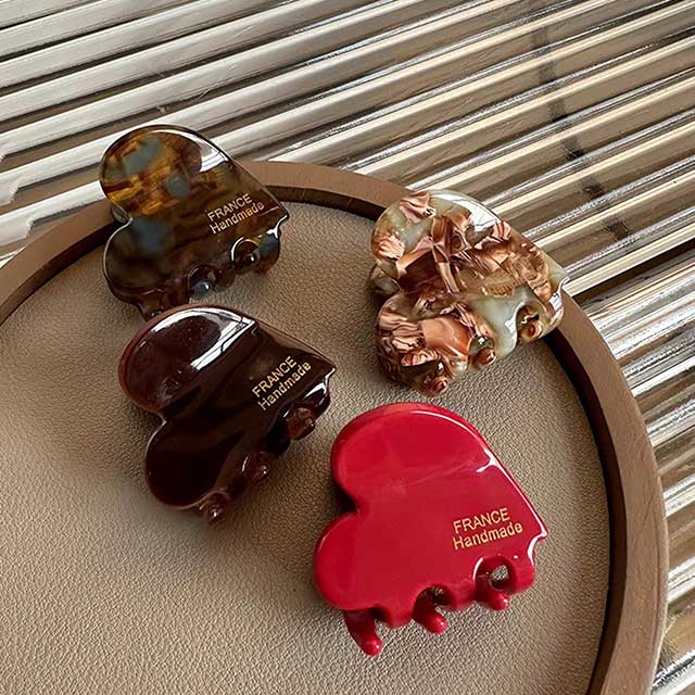 Heart-Shaped Acetic Acid Hair Claw Clip for Women & Girls – Creative Half-Up Hair Gripper Accessory