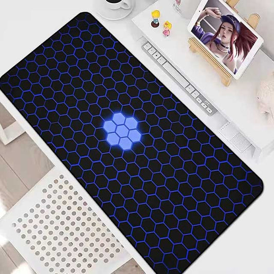 Honeycomb Gaming Mouse Pad – Large Desk Mat for Keyboard & Mouse | Non-Slip Mousepad for PC, Laptop & Gamer Setup with Anime Design