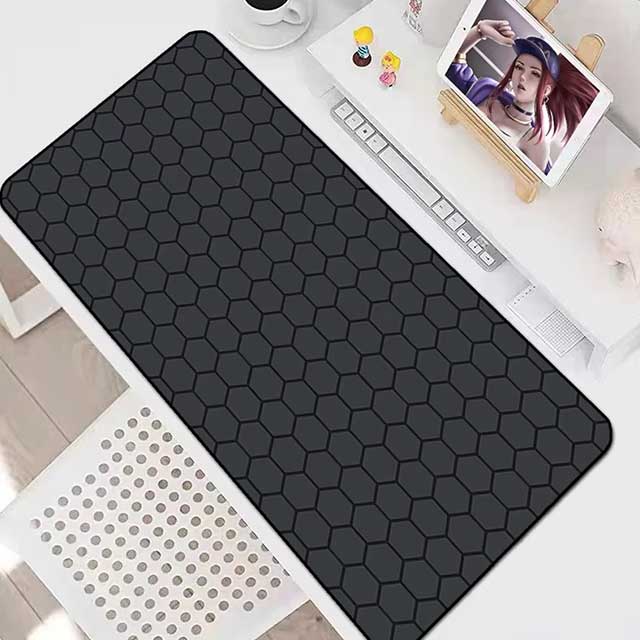 Honeycomb Gaming Mouse Pad – Large Desk Mat for Keyboard & Mouse | Non-Slip Mousepad for PC, Laptop & Gamer Setup with Anime Design