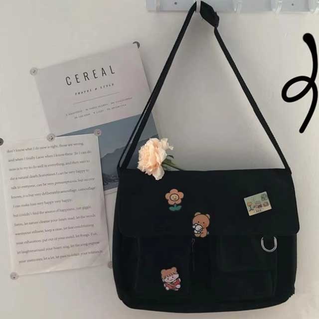 Japanese Harajuku Retro Girl Messenger Bag – Cute Canvas Shoulder Bag for Students & Women