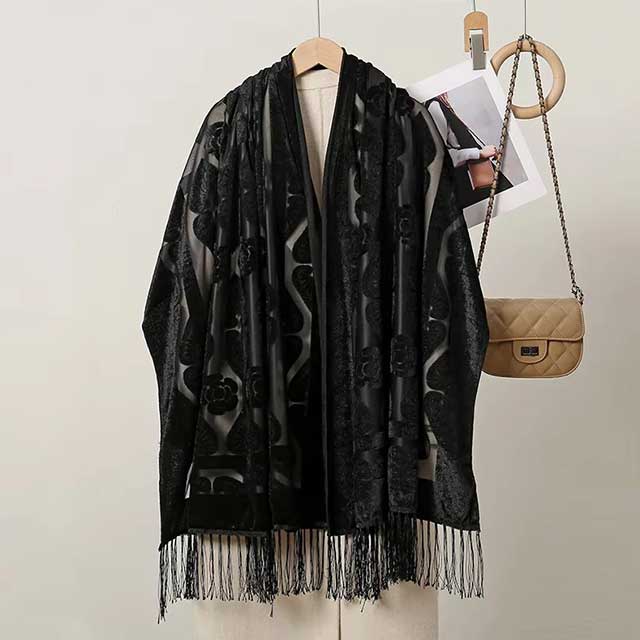 2025 New Women’s Lace Flower Silk Scarf – Gradient Hollow Cut Floral Shawl for Spring & Beach Wraps