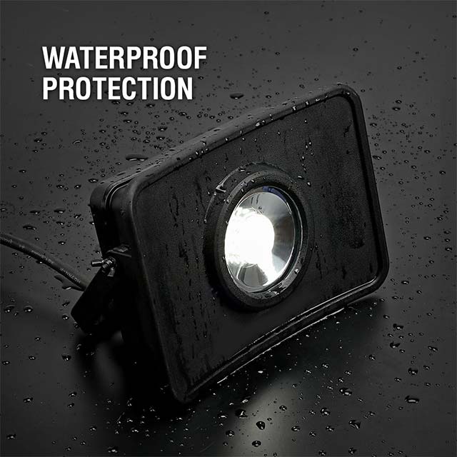 Livarno Lux 2400 Lumen 30W LED Construction Spotlight – Waterproof IPX4 Work Light with Stand for Indoor &amp; Outdoor Use