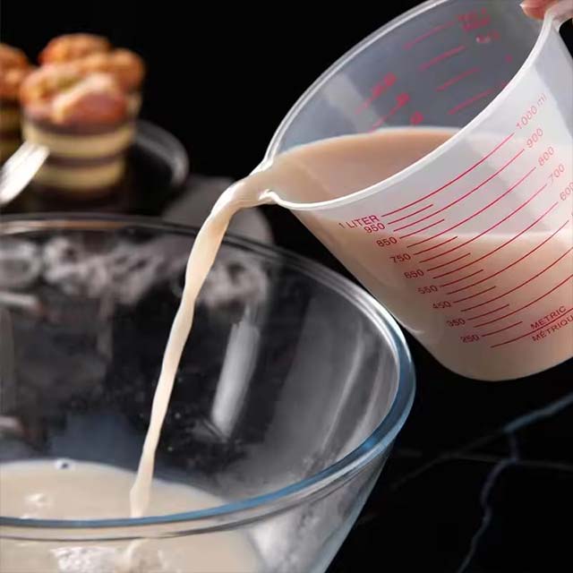 3-Piece Transparent Measuring Cup Set – 250/500/1000ml Plastic Graduated Kitchen &amp; Baking Tools with Handle Design