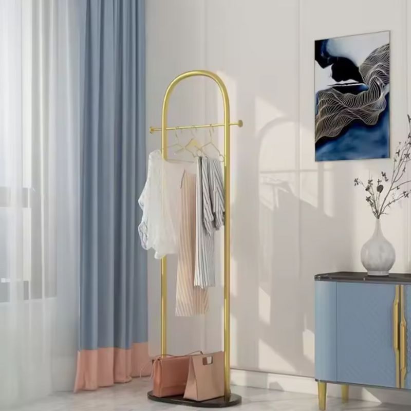 Porte-manteau autoportant moderne en métal avec base en marbre de luxe – Cintre minimaliste pour chambre à coucher – Armoire en fer avec étagère de rangement intégrée – Meuble élégant pour salon