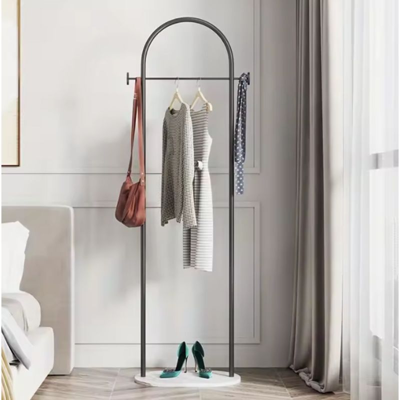 Porte-manteau autoportant moderne en métal avec base en marbre de luxe – Cintre minimaliste pour chambre à coucher – Armoire en fer avec étagère de rangement intégrée – Meuble élégant pour salon