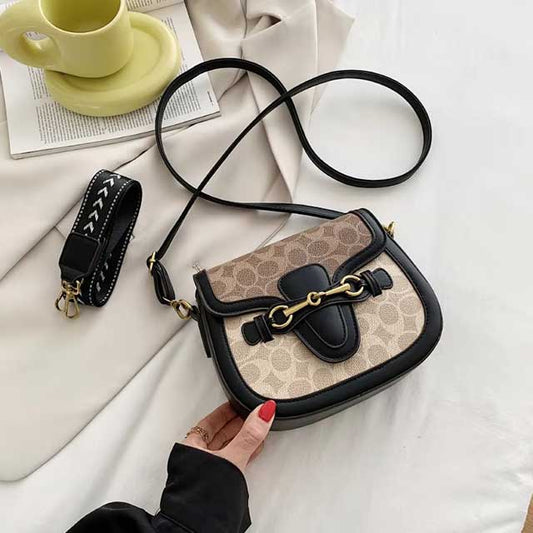 New Retro Korean Crossbody Bag for Women – Trendy Saddle Bag with Wide Shoulder Strap