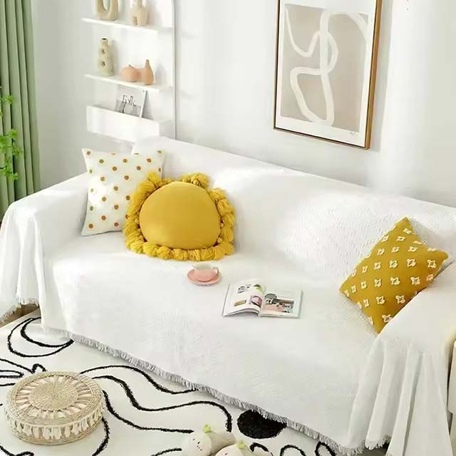 Plaid Blanket for Nordic and Boho Decor - Tassel Throw Blanket for Sofa, Bed, Picnic, and Summer Use