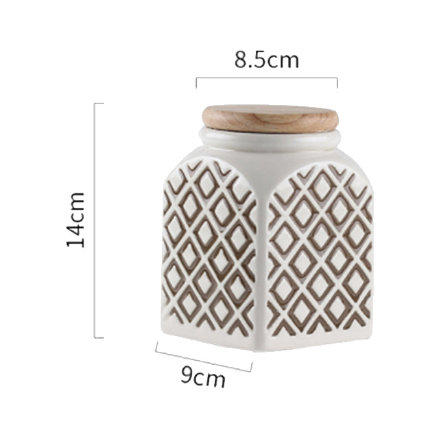 Porcelain jar with wood lid