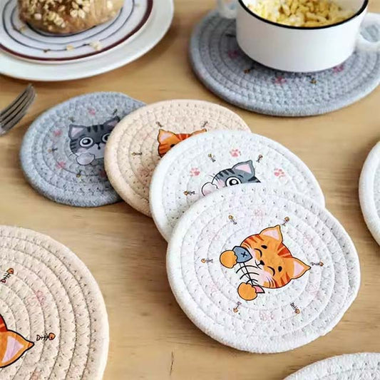 Printed Cat Design Heat-Resistant Pads – Round Table & Cup Mats for Home & Kitchen Use