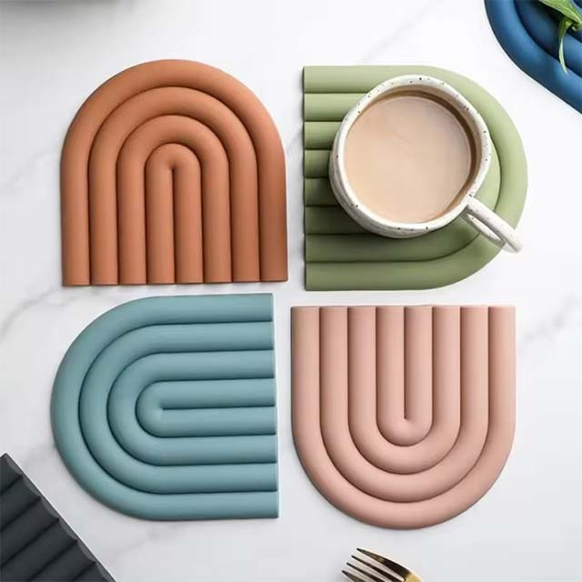 Rainbow Silicone Table Mat – Heat-Resistant Coaster, Pot Holder & Placemat for Kitchen Use