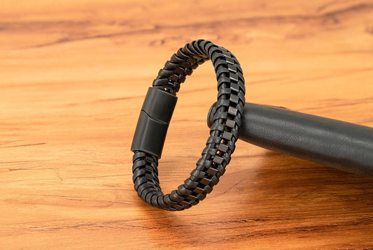 Braided Rope Woven Black Leather Men Bracelet (EGBT108)