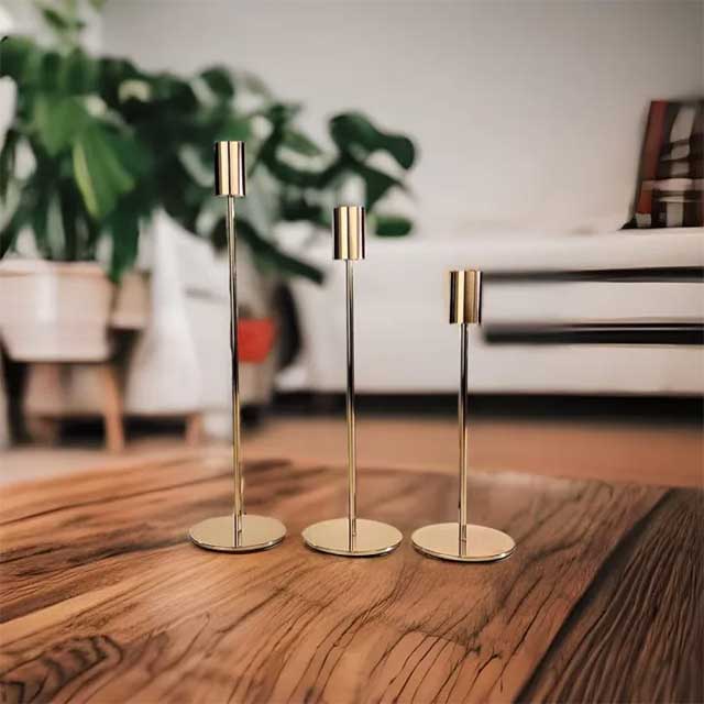Tapper Candle Holder