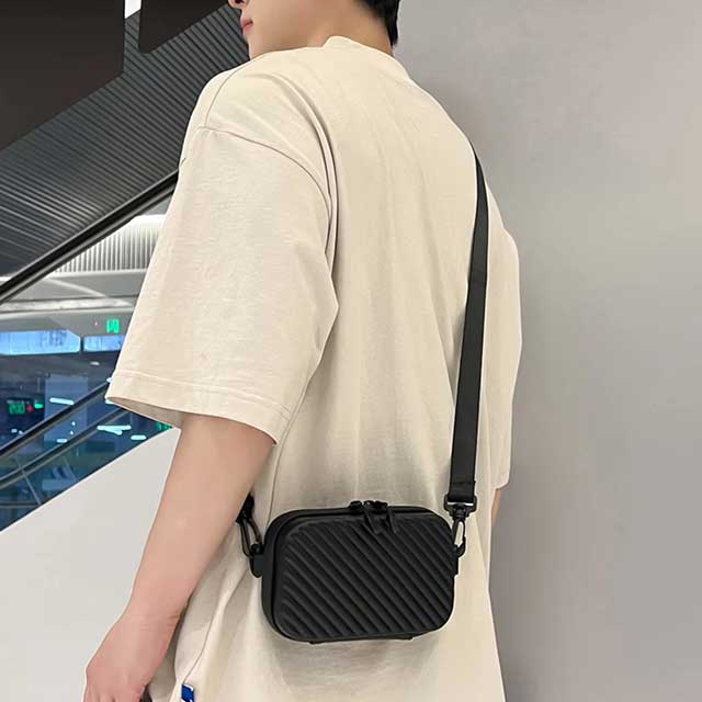 Unisex Box Shoulder Bag – Simple Lightweight PU Leather Crossbody with Diagonal Stripes for Men & Women