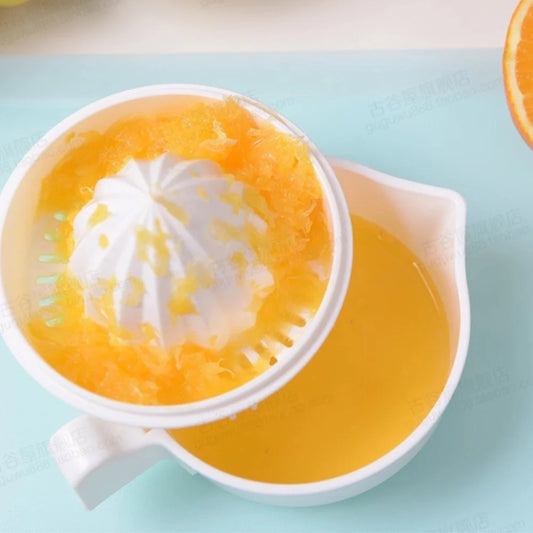 Manual Citrus Juicer – Hand Press Lemon & Orange Squeezer with Built-In Strainer and Juice Container