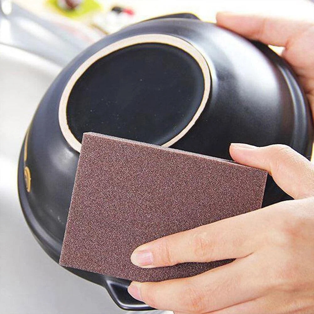 Magic Rust Remover Cleaning Sponge for Cooktops, Pots & Kitchen Surfaces – 7 x 10 x 2 cm