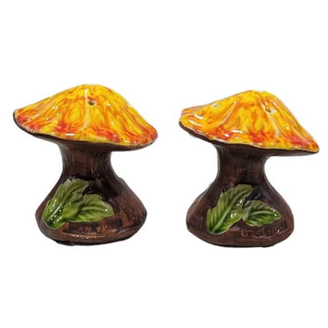 Vintage Mushroom Salt &amp; Pepper Shaker – Antique Retro Kitchen Decor Collectible (1 pc Only)