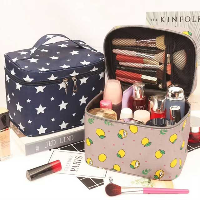 Waterproof Makeup Bag for Women – High Capacity Travel Toiletry Organizer with Zipper for Cosmetics & Beauty Essentials