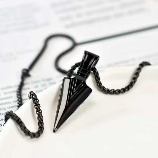 Collier unisexe avec pendentif flèche en acier inoxydable (EGN135)