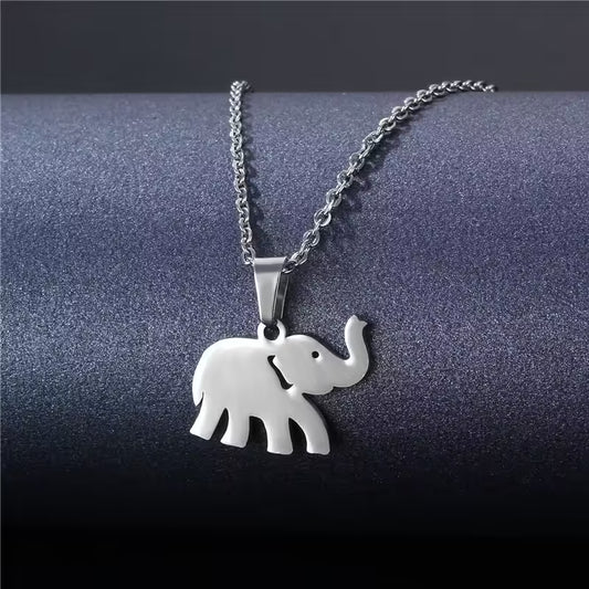 Collier pendentif éléphant bohème pour femme (EGN153)