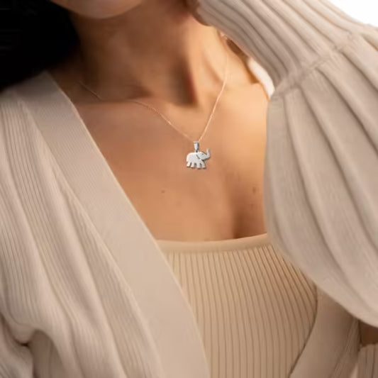 Collier pendentif éléphant bohème pour femme (EGN153)