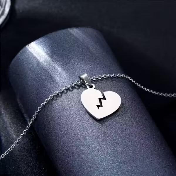 Collier unisexe avec pendentif cœur brisé (EGN187)