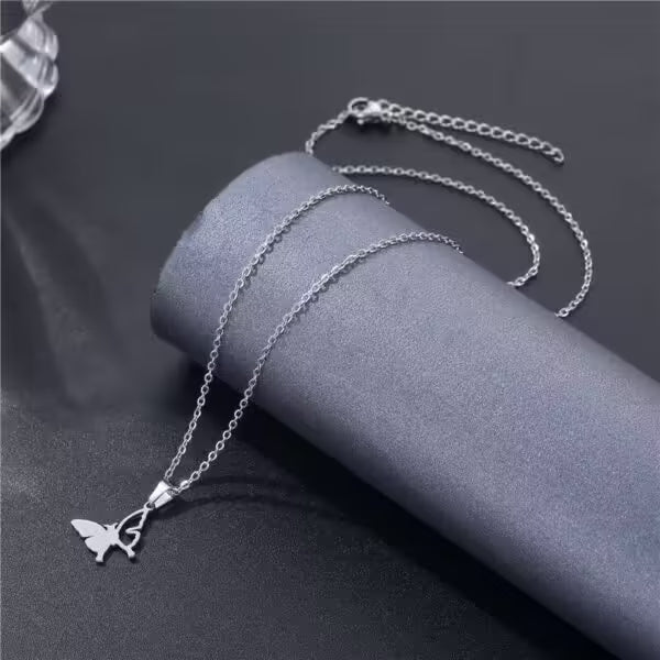 Collier pendentif papillon pour femme (EGN169)