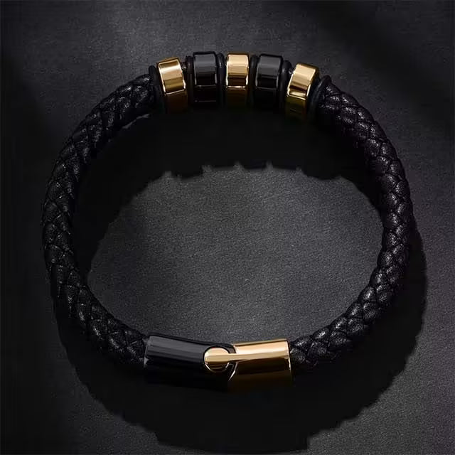 Classy Men Leather Bracelet (EGBT077)