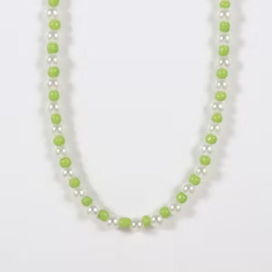 قلادة من الخرز الملون مصنوعة يدويًا بطول 6 مم للنساء (EGN147)