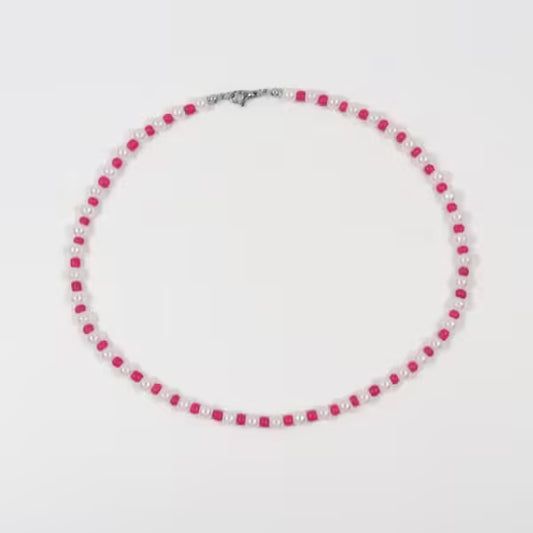 قلادة من الخرز الملون مصنوعة يدويًا بطول 6 مم للنساء (EGN147)