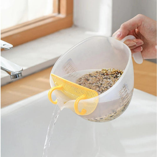 Égouttez le bol de riz