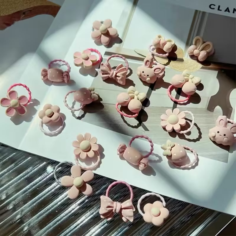 Lot de 20 élastiques à cheveux mignons avec motifs ours et lapins pour filles | Accessoires pour cheveux bébés et enfants avec nœud et fleur