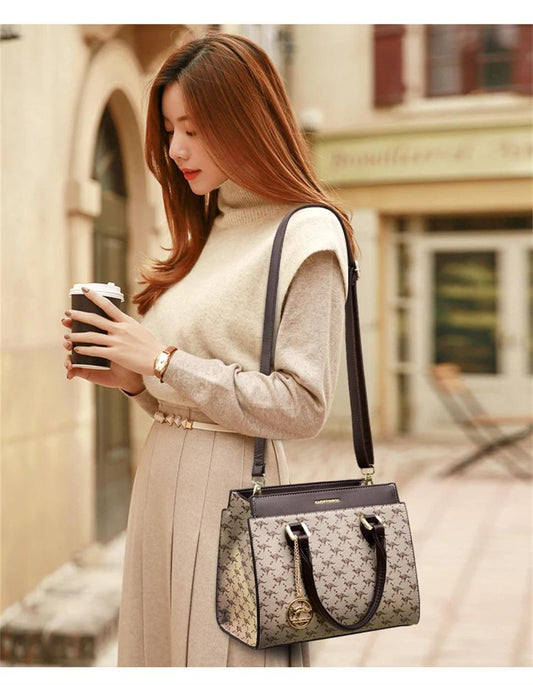 High Quality PU Leather Shoulder Crossbody Bag (EGB235)