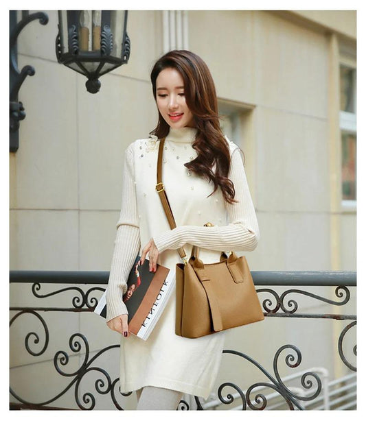 Women's Classic Black Shoulder Bag (EGB229)