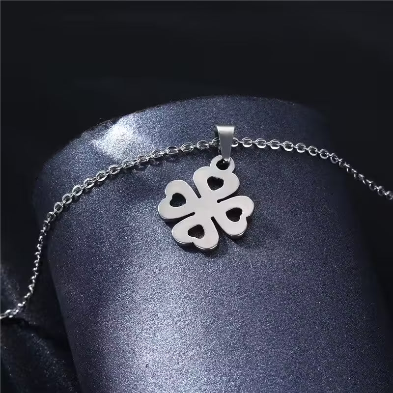 Four Heart Stainless Steel Women Necklace(EGN193)