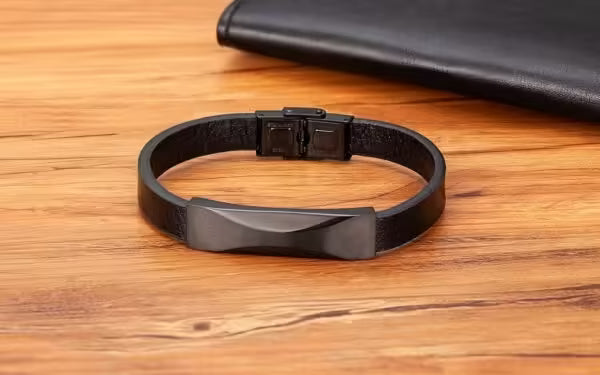 Geometric Pattern Design Stainless Steel Men's Leather Bracelet (EGBT130)