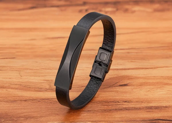 Geometric Pattern Design Stainless Steel Men's Leather Bracelet (EGBT130)