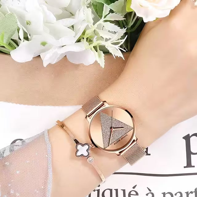 HANNAH MARTIN Montre Femme Acier Inoxydable Maille Modèle 1332W