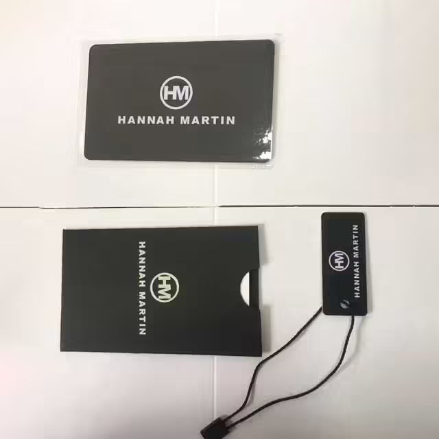 HANNAH MARTIN Nylon Men Watch Model (CH02CB01)