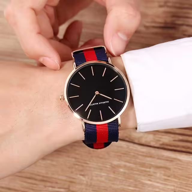 HANNAH MARTIN Nylon Men Watch Model (CH02CB01)