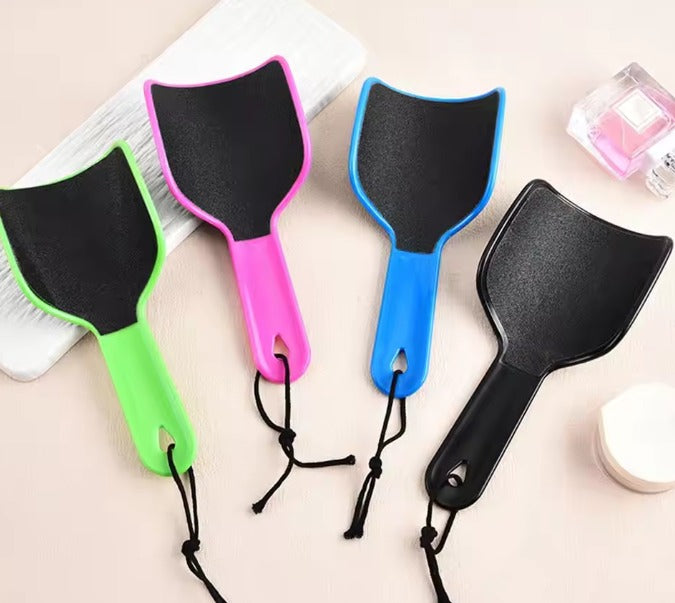 Râpe à Pied Courbée en U – Éliminateur de Callosités et Exfoliant pour Peaux Mortes Double Face – Outil de Pédicure Professionnel pour Talons et Plantes de Pied Lisses (Vert/Rose/Bleu/Noir)