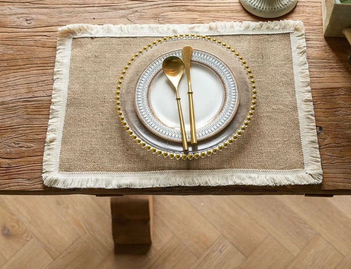 Sets de table tissés en jute | Napperons tressés rustiques en jute naturelle avec bordure en dentelle | Décoration de table de ferme pour les fêtes et les repas quotidiens