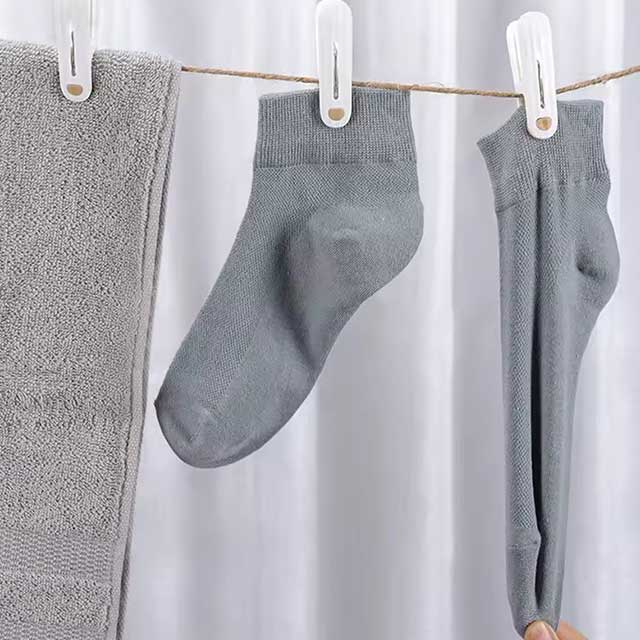 12Pcs Large Windproof Clothes Pegs for Quilts & Laundry - Durable Cotton Quilt Hangers & Household Clothespins for Strong Fixing & Organization