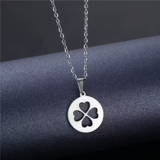Leaf Pendant Unisex Necklace(EGN176)
