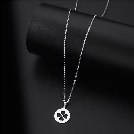 Leaf Pendant Unisex Necklace(EGN176)