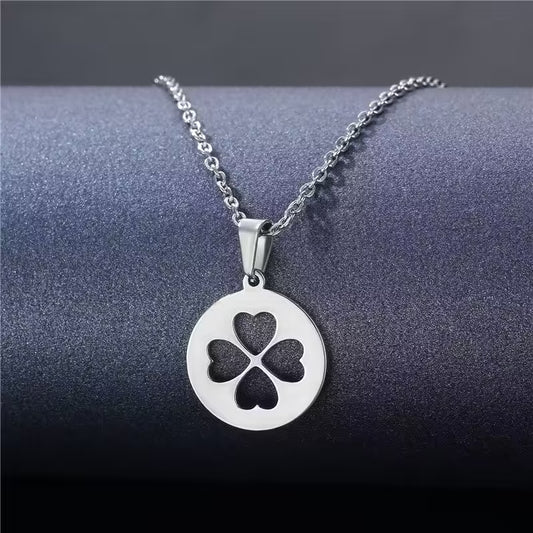Leaf Pendant Unisex Necklace(EGN176)