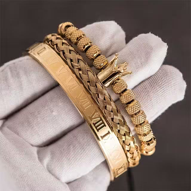 Bracelet de luxe pour homme en acier inoxydable avec breloque couronne royale romaine (EGBT173)