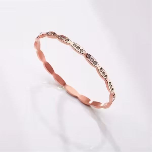 Bracelet jonc de luxe pour femme en acier inoxydable avec boucle dissimulée (EGBT328)