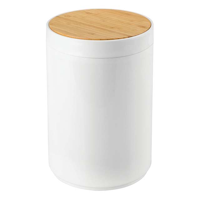 mDesign 1.3 Gallon Small Round Plastic Trash Can with Bamboo Swing Top Lid – White/Natural Wood Wastebasket for Bathrooms, Kitchens &amp; Home Offices