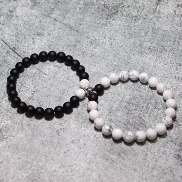 Magnetic Link Couple Distance Beads Bracelets (EGBT215)