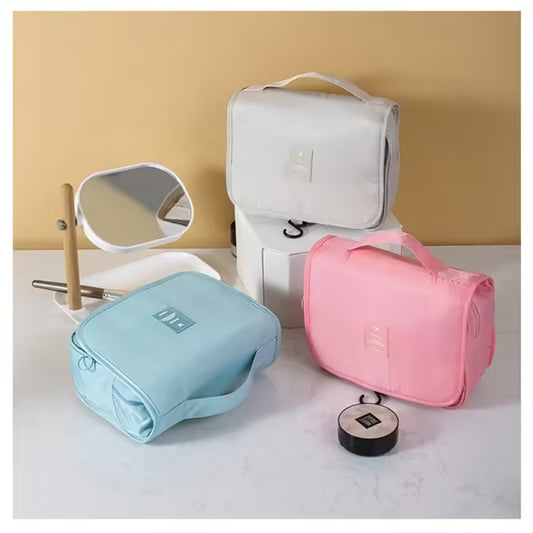 Spacious & Waterproof Storage Bag for Men and Women – Multifunctional Travel Toiletry Storage Solution